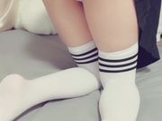 最新2018极品爆乳女神私人玩物之白袜高校装的爆乳女神 制服诱惑 豪乳美腿 高清私拍63P 高清720P完整版